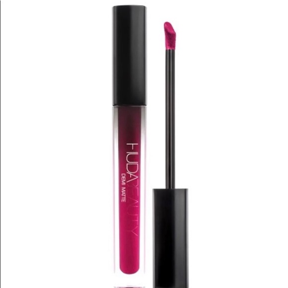 NIB Huda Beauty Demi Matte cream lipstick